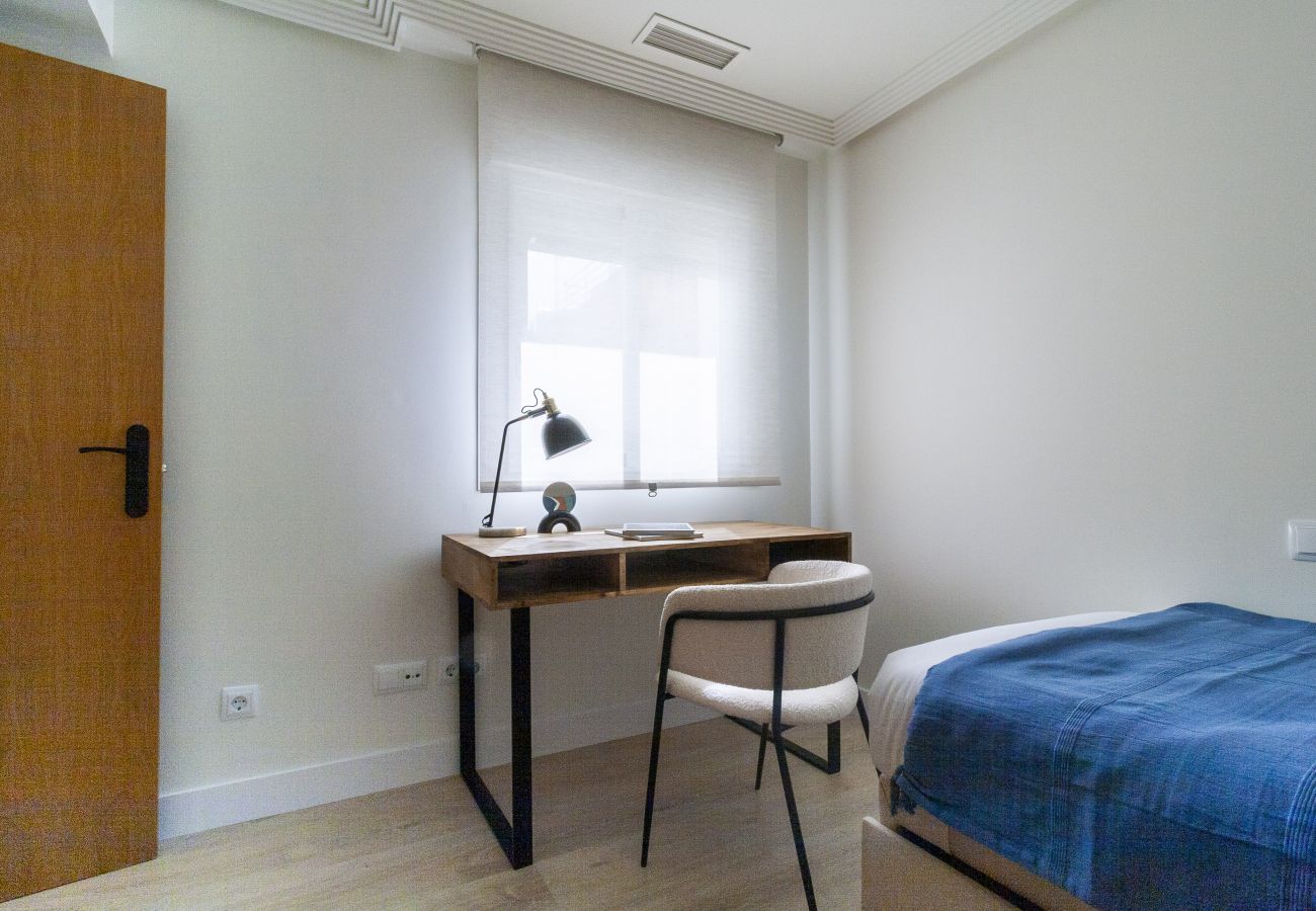 Apartamento en Madrid - 4 hab. con terraza en La Castellana Sharing Co