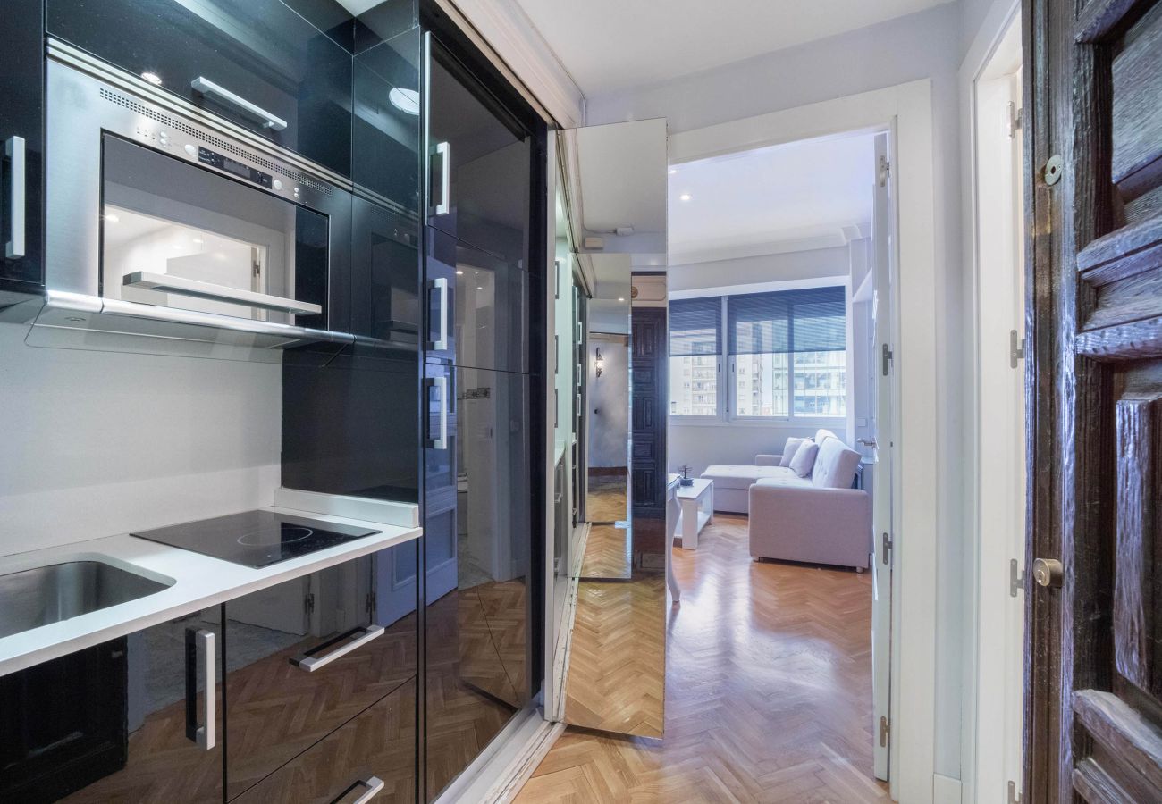 Apartamento en Madrid - Precioso piso con piscina en Madrid by SharingCo   