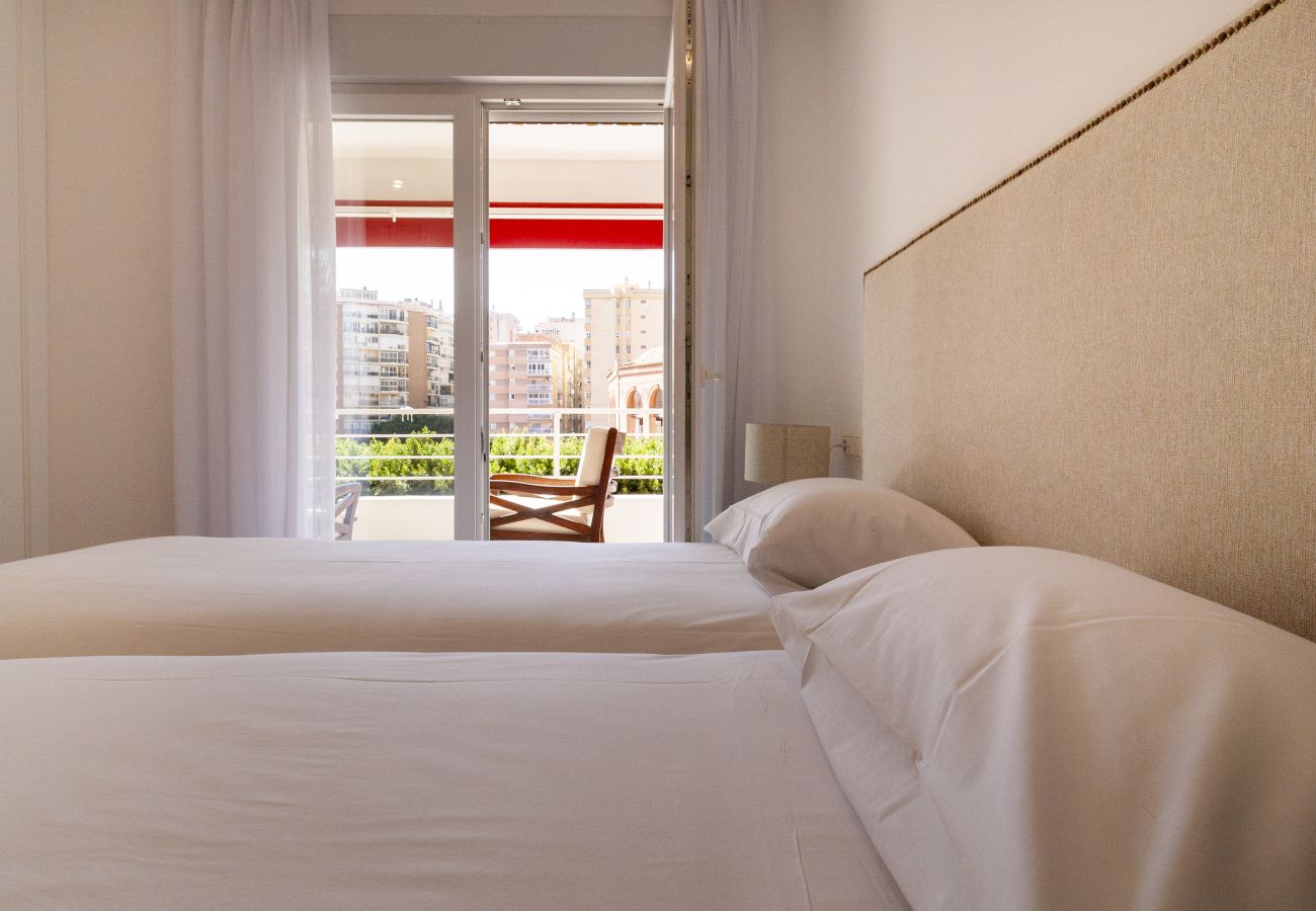 Apartamento en Málaga - Asombroso apartamento 2 hab y terraza Sharing Co   