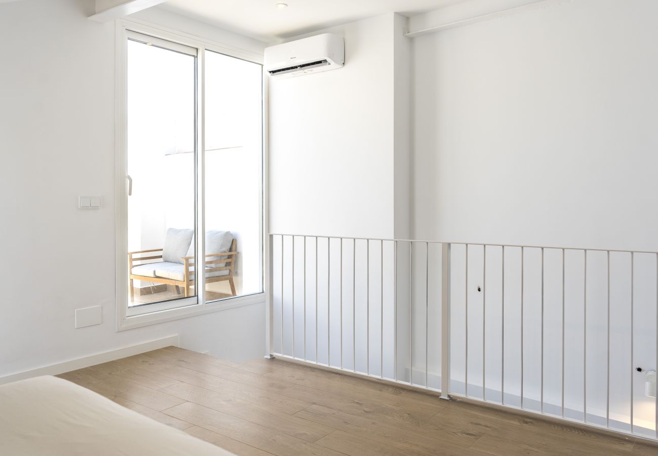 Apartamento en Málaga - Apartamento de 1 hab. con terraza en Lagunillas    