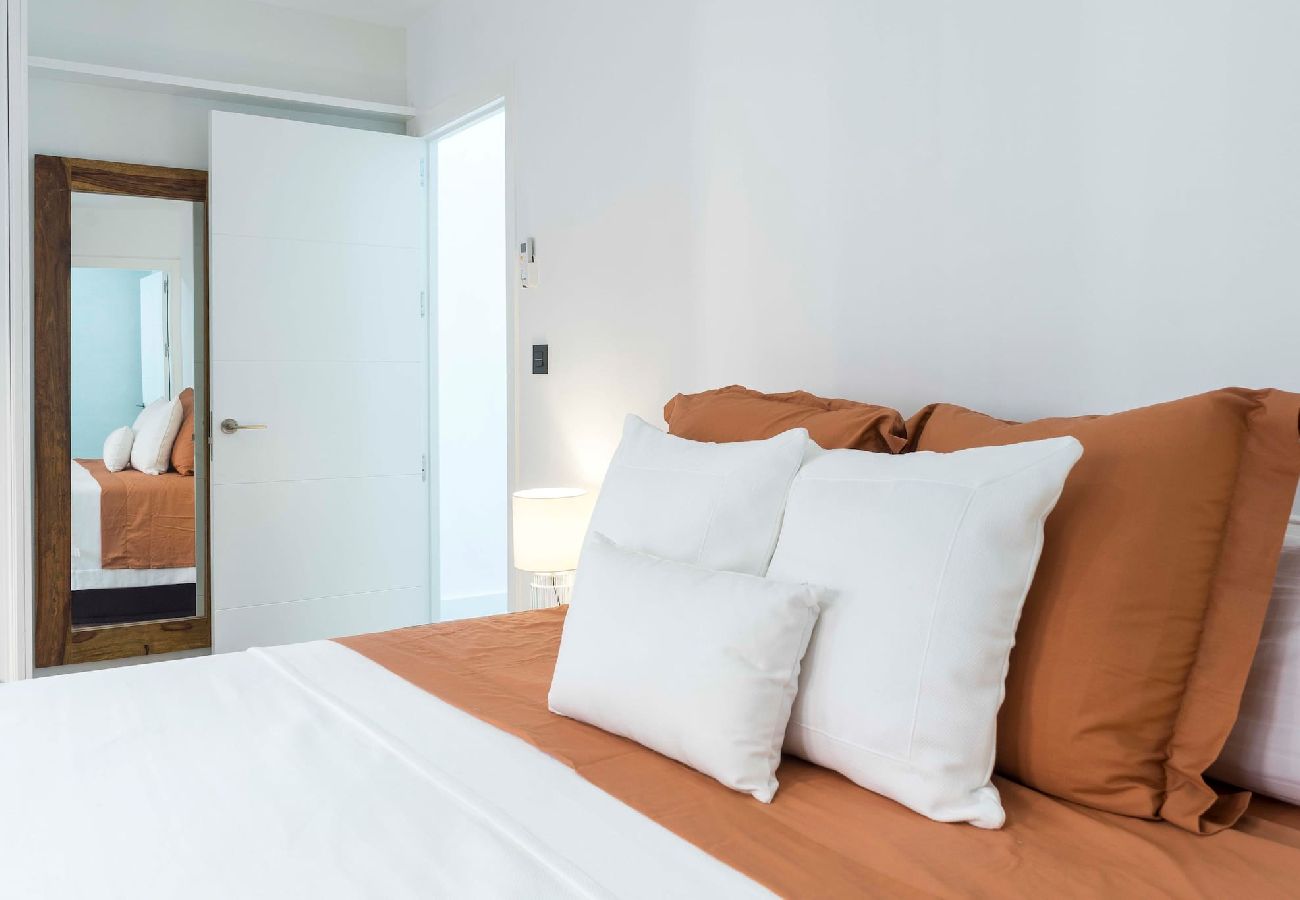 Apartamento en Málaga - Hermoso piso con vistas al mar by SharingCo 