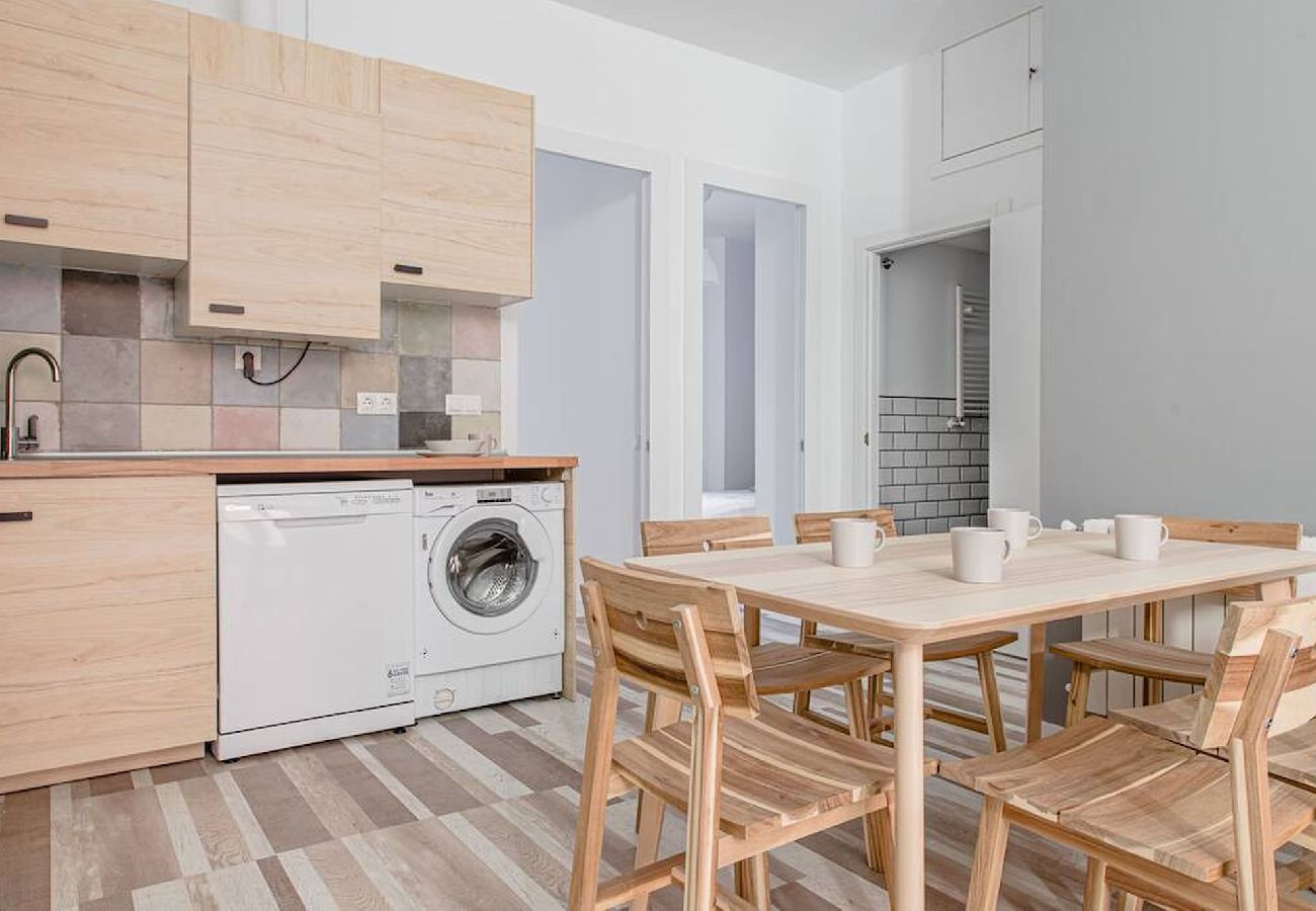 Apartamento en Madrid - Grandioso piso en Tetuán by Sharing Co 