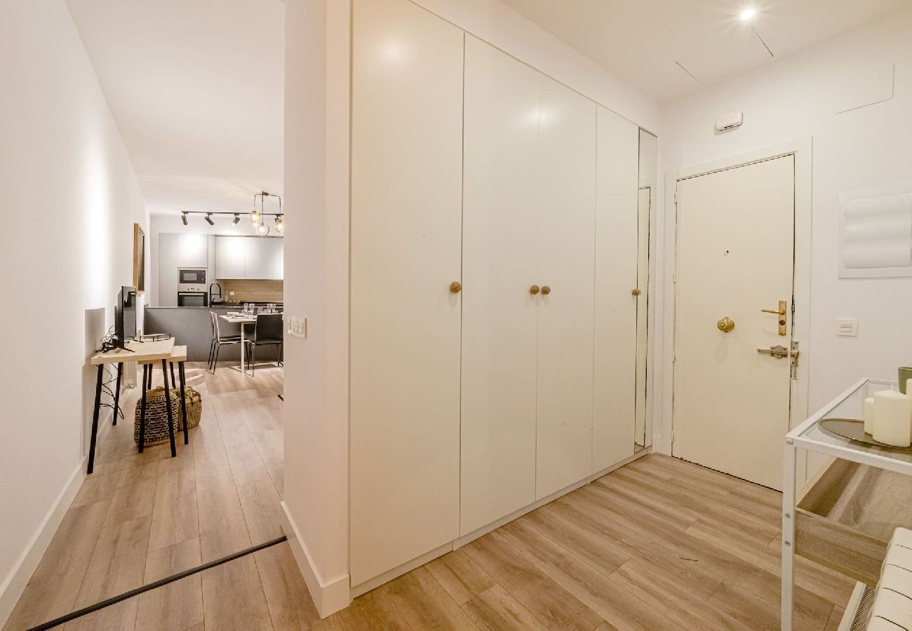 Apartamento en Madrid - Unico piso de 3habs en Chamberi by SharingCo 