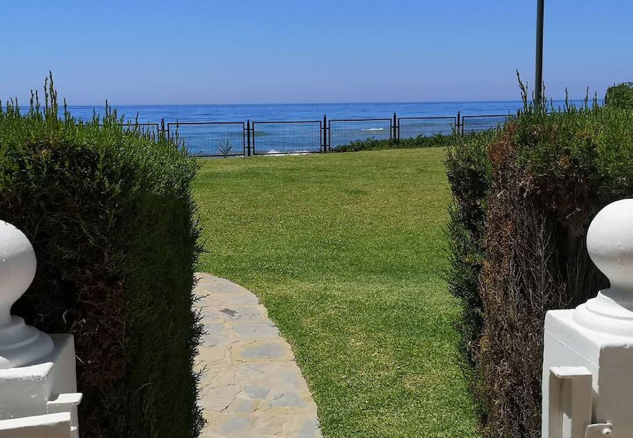 Apartamento en Marbella - Gran apto con piscina frente al mar by Sharing Co 