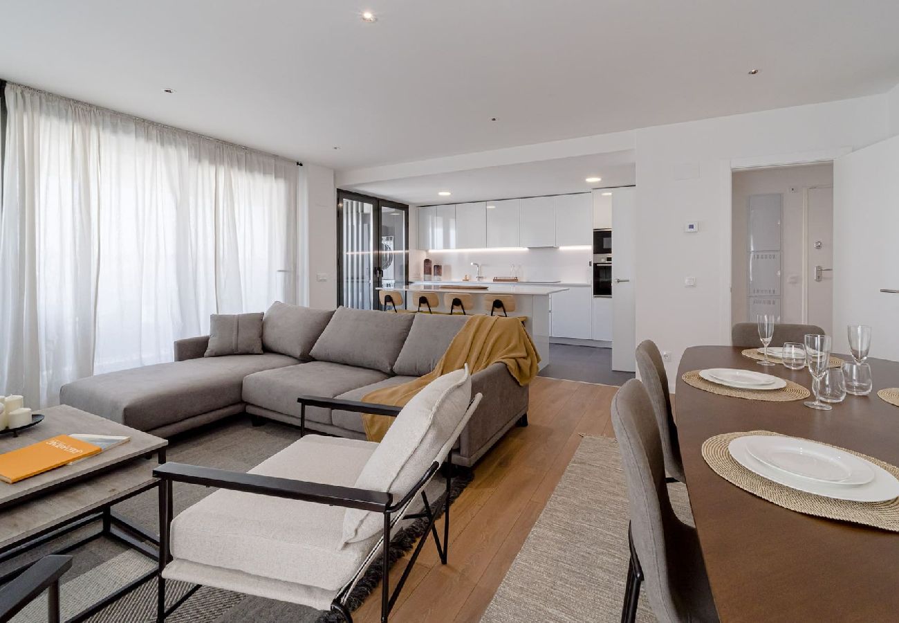 Apartamento en Madrid - Piso para 5 huéspedes con piscina by Sharing Co.