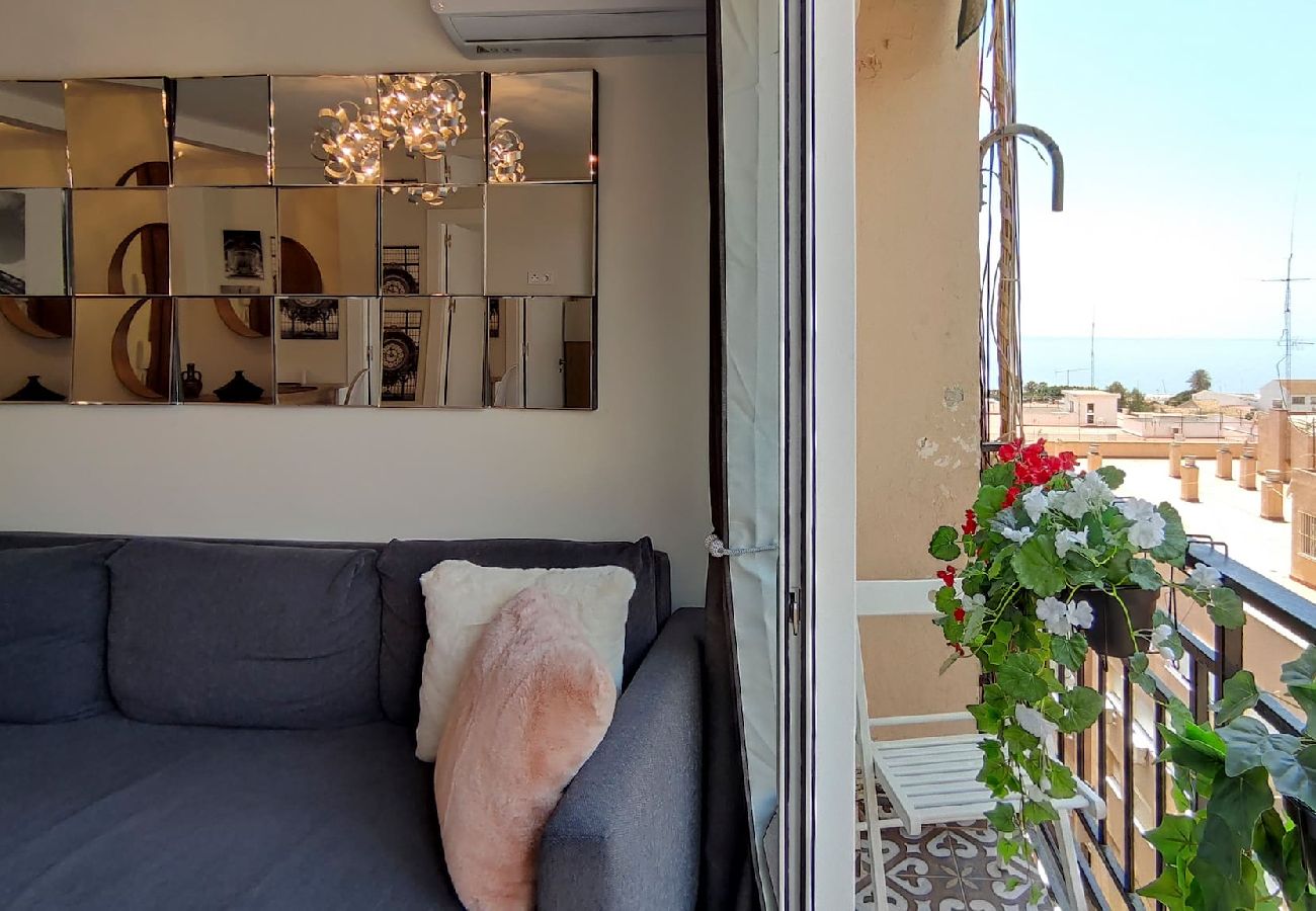 Apartamento en Málaga - Piso de 2 Habitaciones en El Palo - Sharing Co