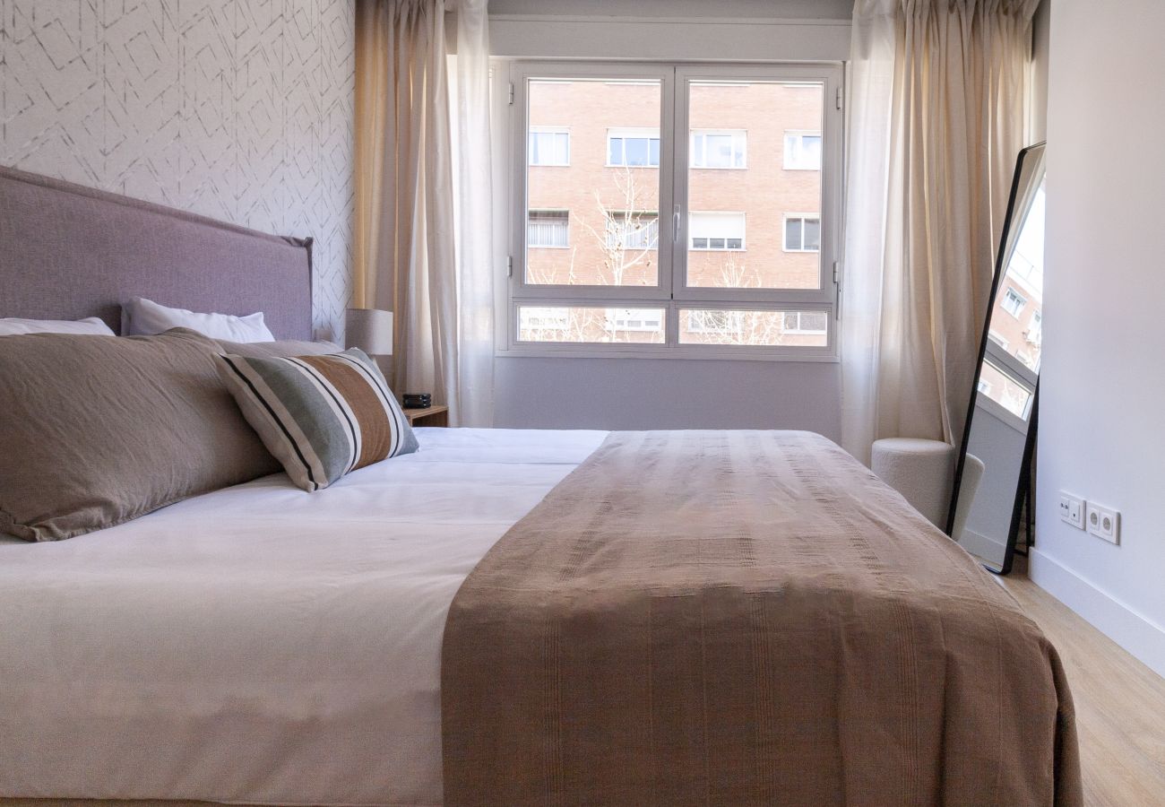 Apartamento en Madrid - Apartamento 3 habitaciones en La Castellana Sharing Co 