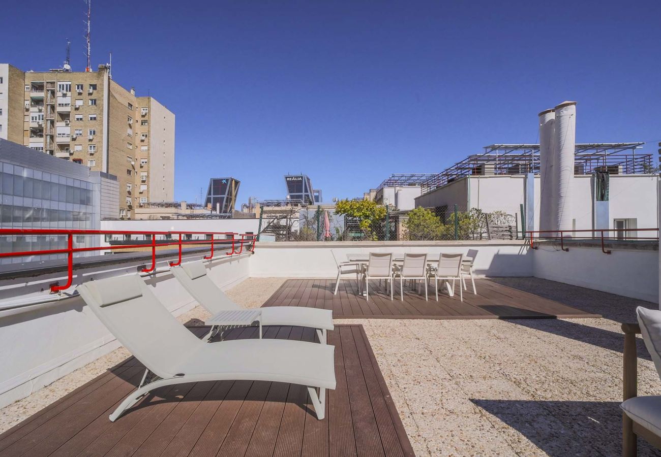 Apartamento en Madrid - Apartamento de 3 hab. con terraza en La Castellana Sharing Co.