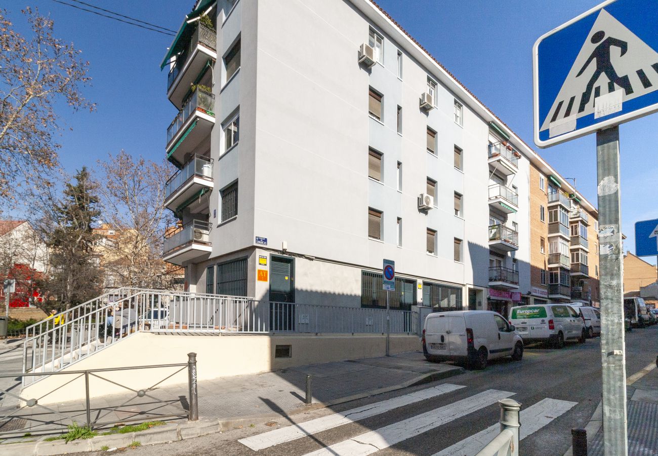 Apartamento en Madrid - Apartamento de 1 hab en Simancas por Sharing Co.