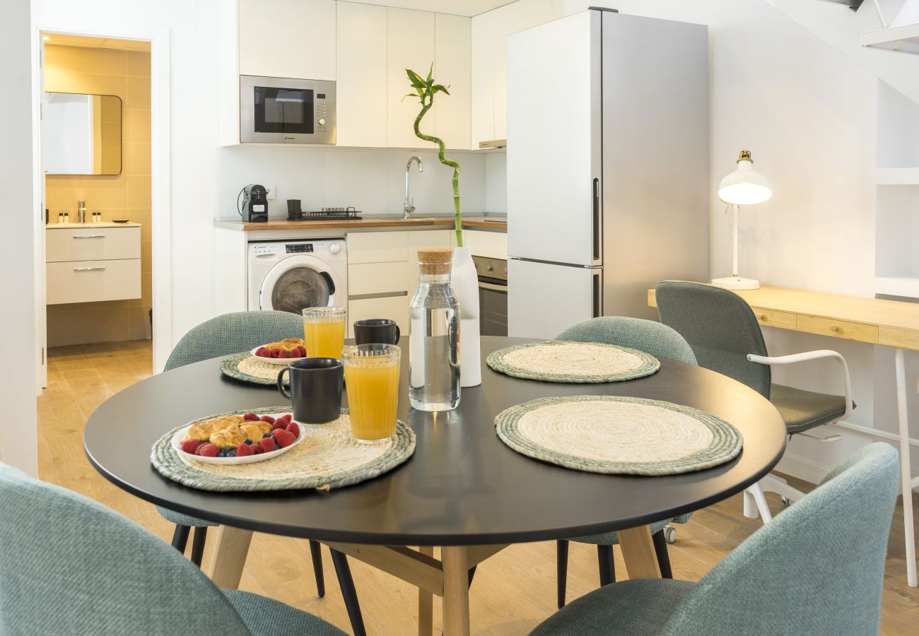 Apartamento en Málaga - Apartamento de 1 hab. Lagunillas    