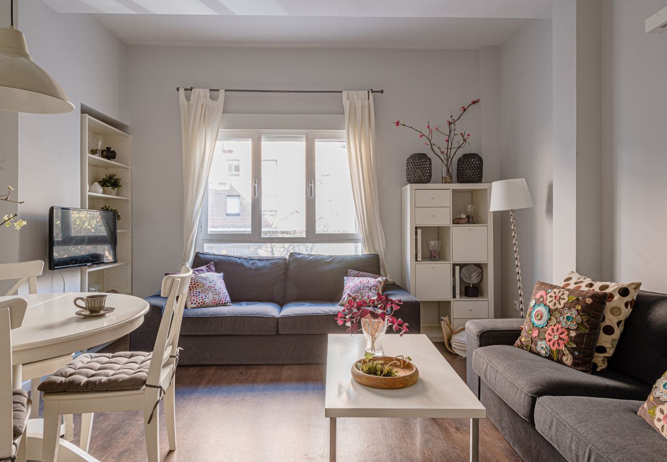 Apartment in Madrid - Apartamento en Nuevos Ministerios by Sharing Co  