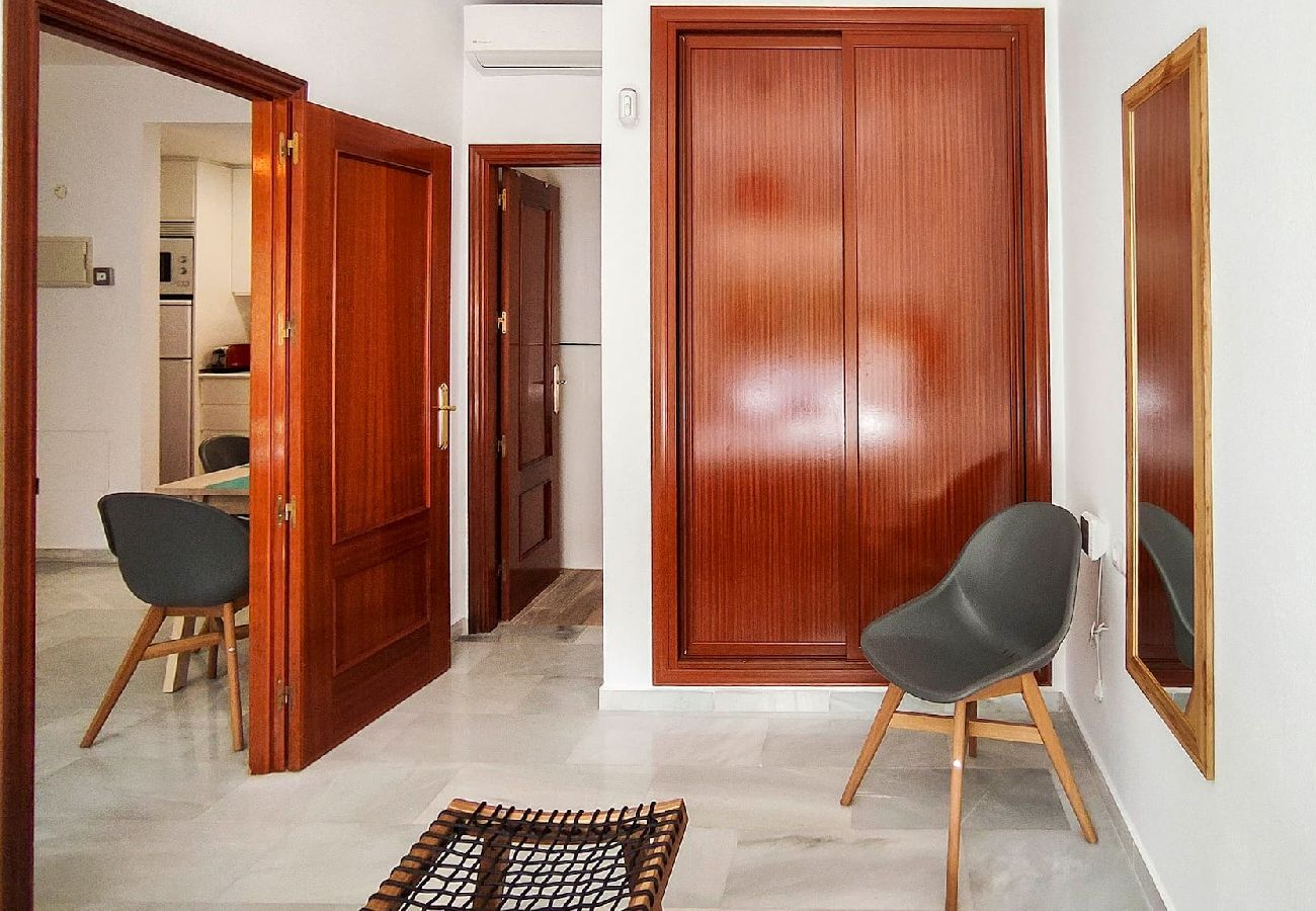 Apartment in Málaga - Bright Apt with beautiful courtyard yard in the center of Málaga by Sharing Co. 