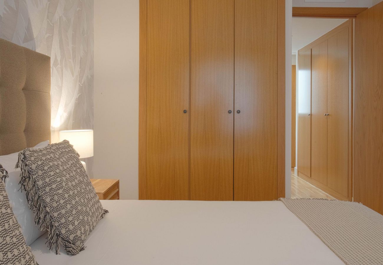 Apartment in Madrid - Amplio Apartamento en Castellana by Sharing Co