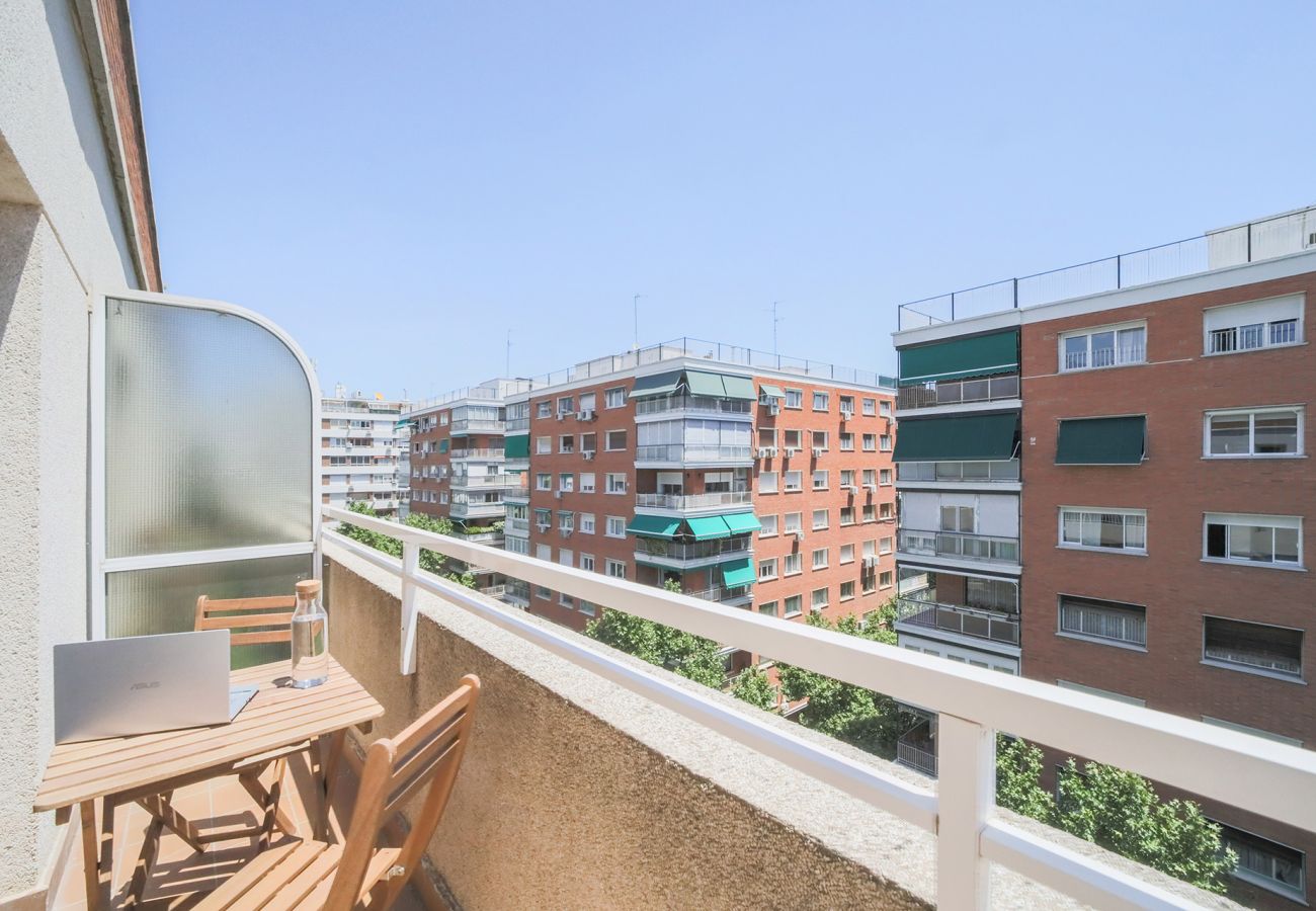 Apartment in Madrid - Ático 4 hab. Gran terraza en La Castellana Sharing Co